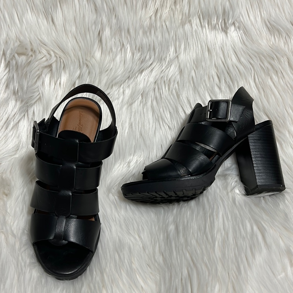 Universal Thread Black Heels